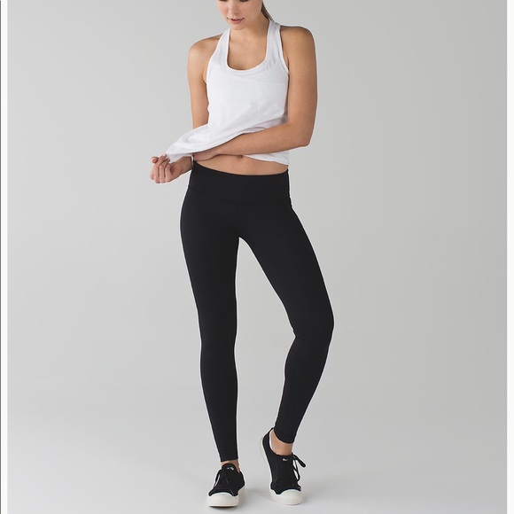 lululemon athletica Pants - Lululemon 28” Wunder Under Mid-Rise Leggings